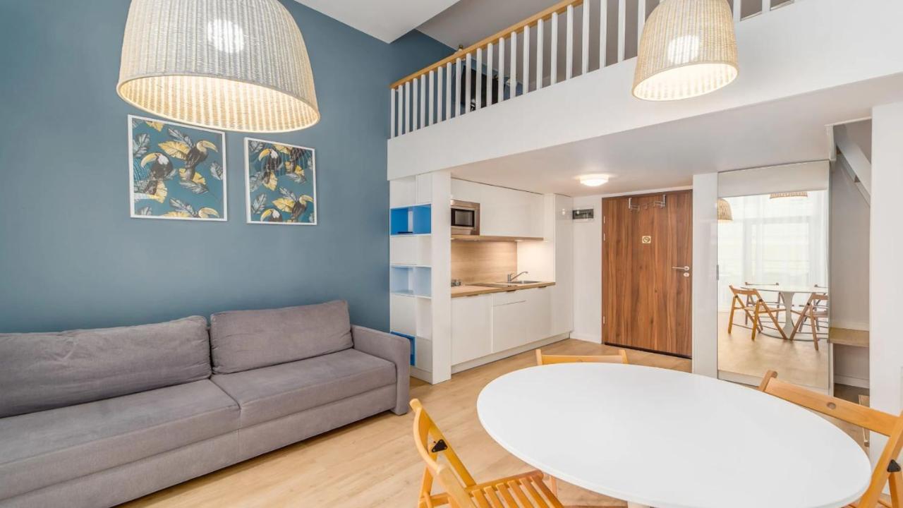 Holiday Home Aparthotel 009 Z Balkonem Przy Plazy ミエンジズドロイェ エクステリア 写真