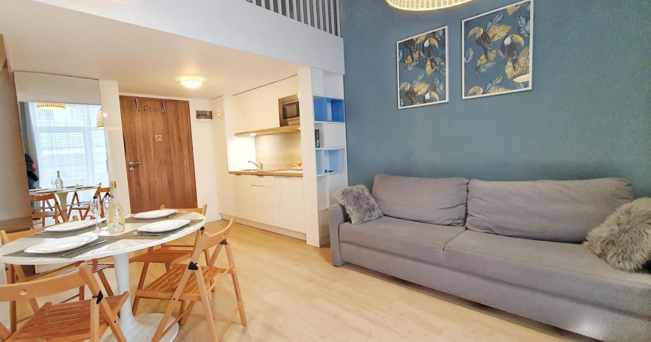 Holiday Home Aparthotel 009 Z Balkonem Przy Plazy ミエンジズドロイェ エクステリア 写真