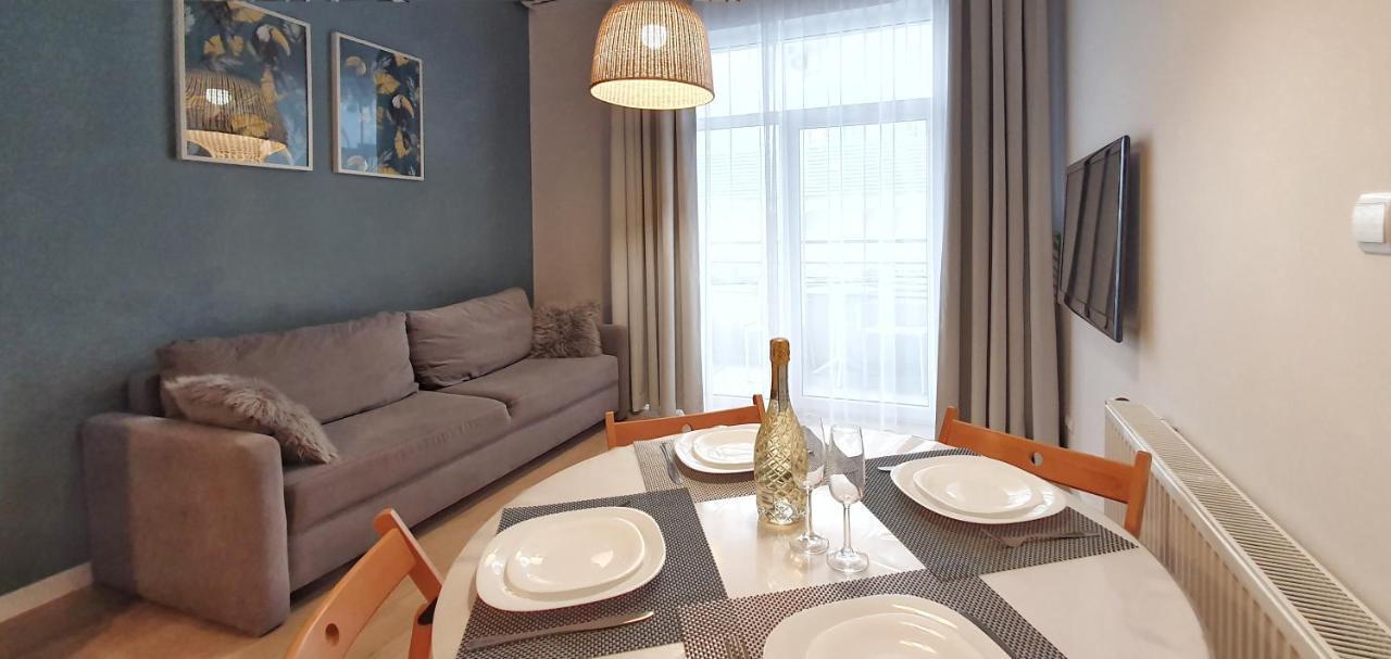 Holiday Home Aparthotel 009 Z Balkonem Przy Plazy ミエンジズドロイェ エクステリア 写真